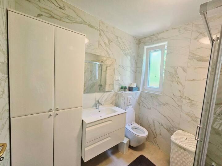 Villa Amaryllis Labin  Exteriör bild